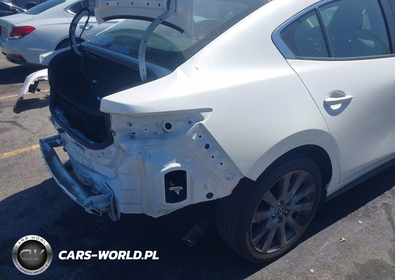 2024 Mazda Mazda3 2.5 S Preferred VIN:3MZBPACM5RM421986 - 18
