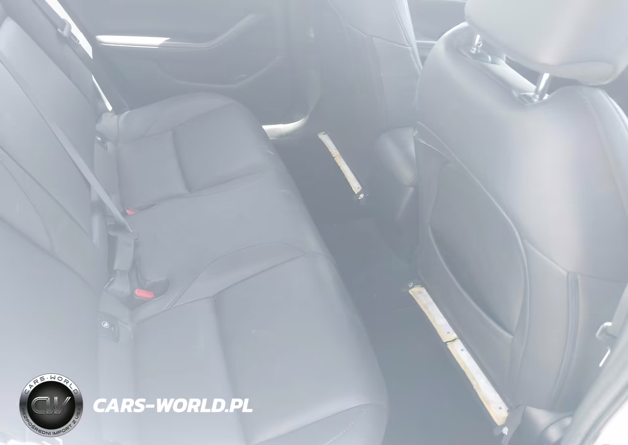 2024 Mazda Mazda3 2.5 S Preferred VIN:3MZBPACM5RM421986 - 8