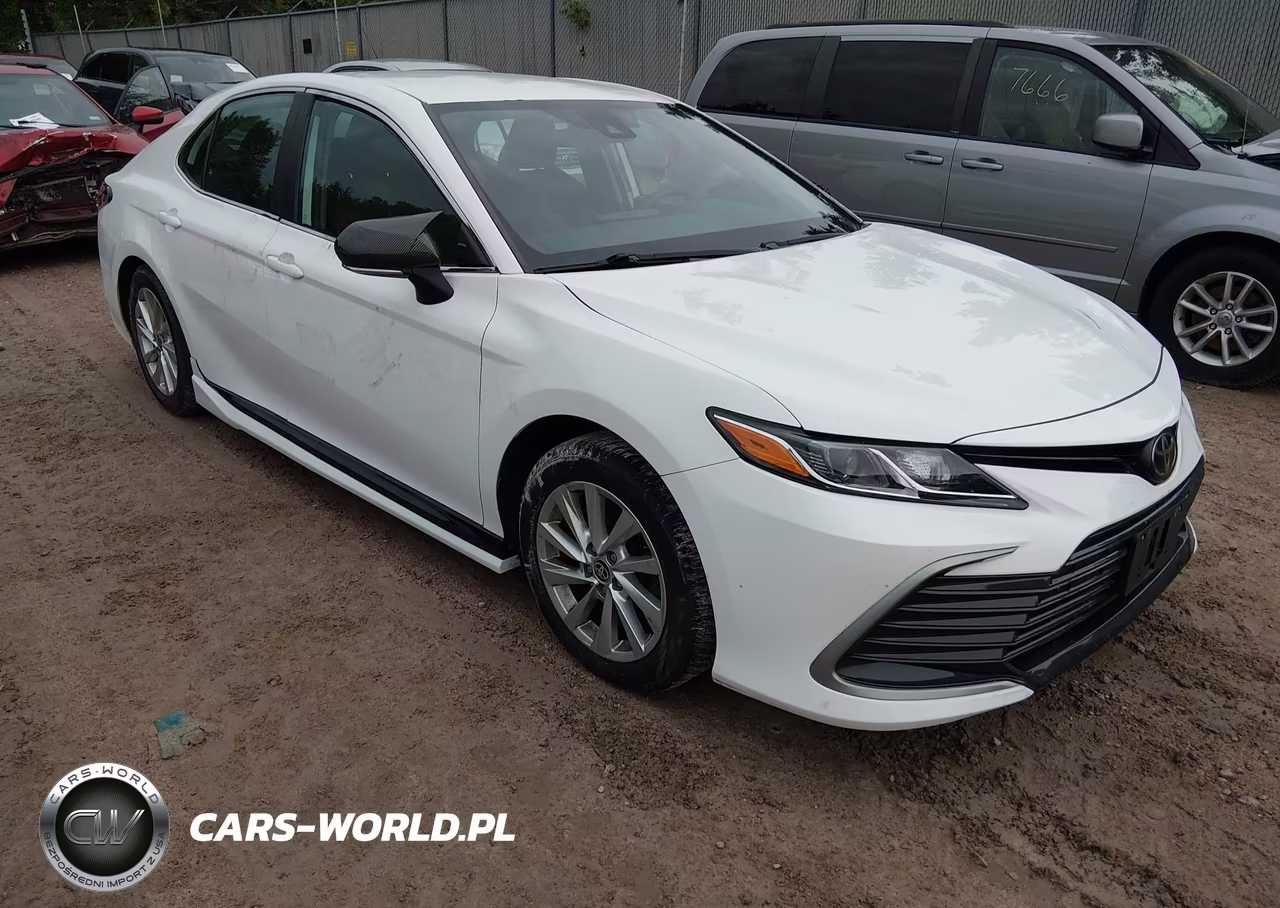 2021 Toyota Camry Le