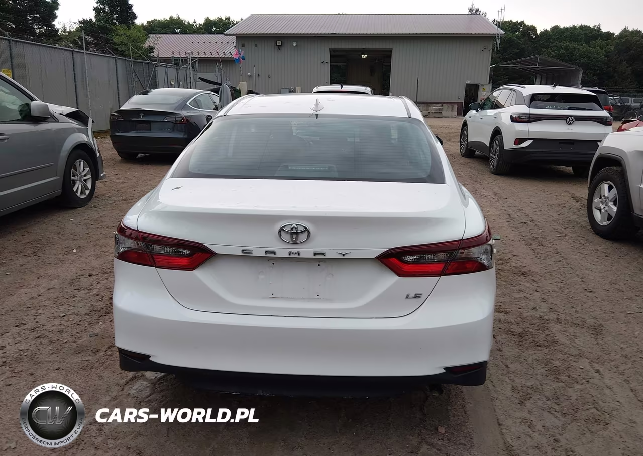 2021 Toyota Camry Le VIN:4T1C11AK5MU417267 - 16