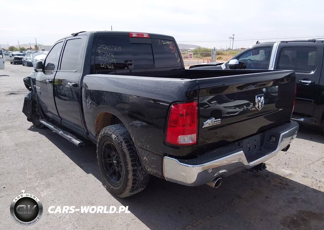 2017 Ram 1500 VIN:3C6RR6LT5HG777018 - 3