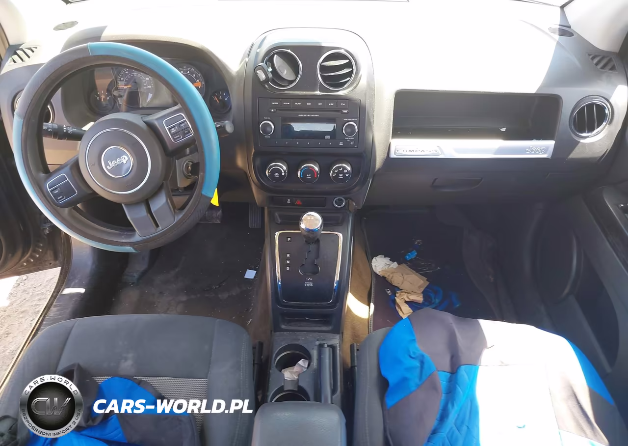 2014 Jeep Compass Sport VIN:1C4NJCBA7ED881984 - 14