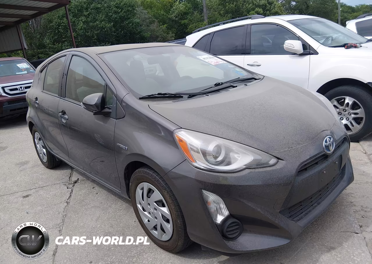 2015 Toyota Prius C One