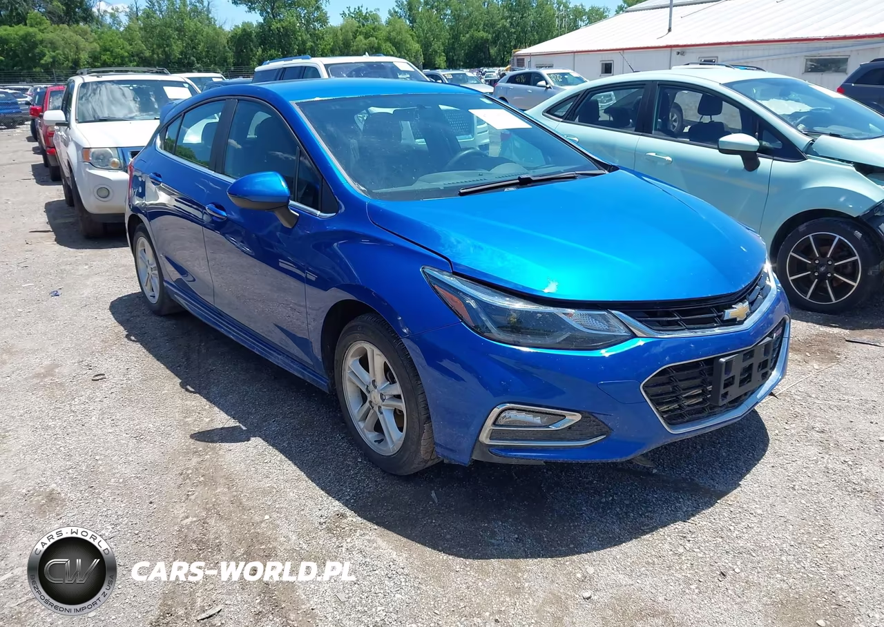 2017 Chevrolet Cruze Lt Manual – zdjęcie 1 z 17