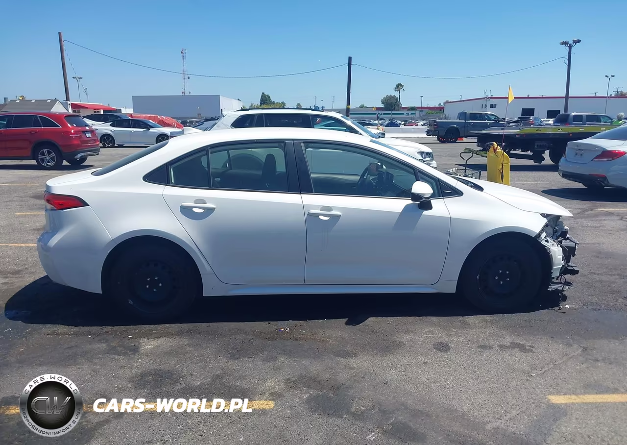 2024 Toyota Corolla Le VIN:JTDB4MEE0R3024139 - 13