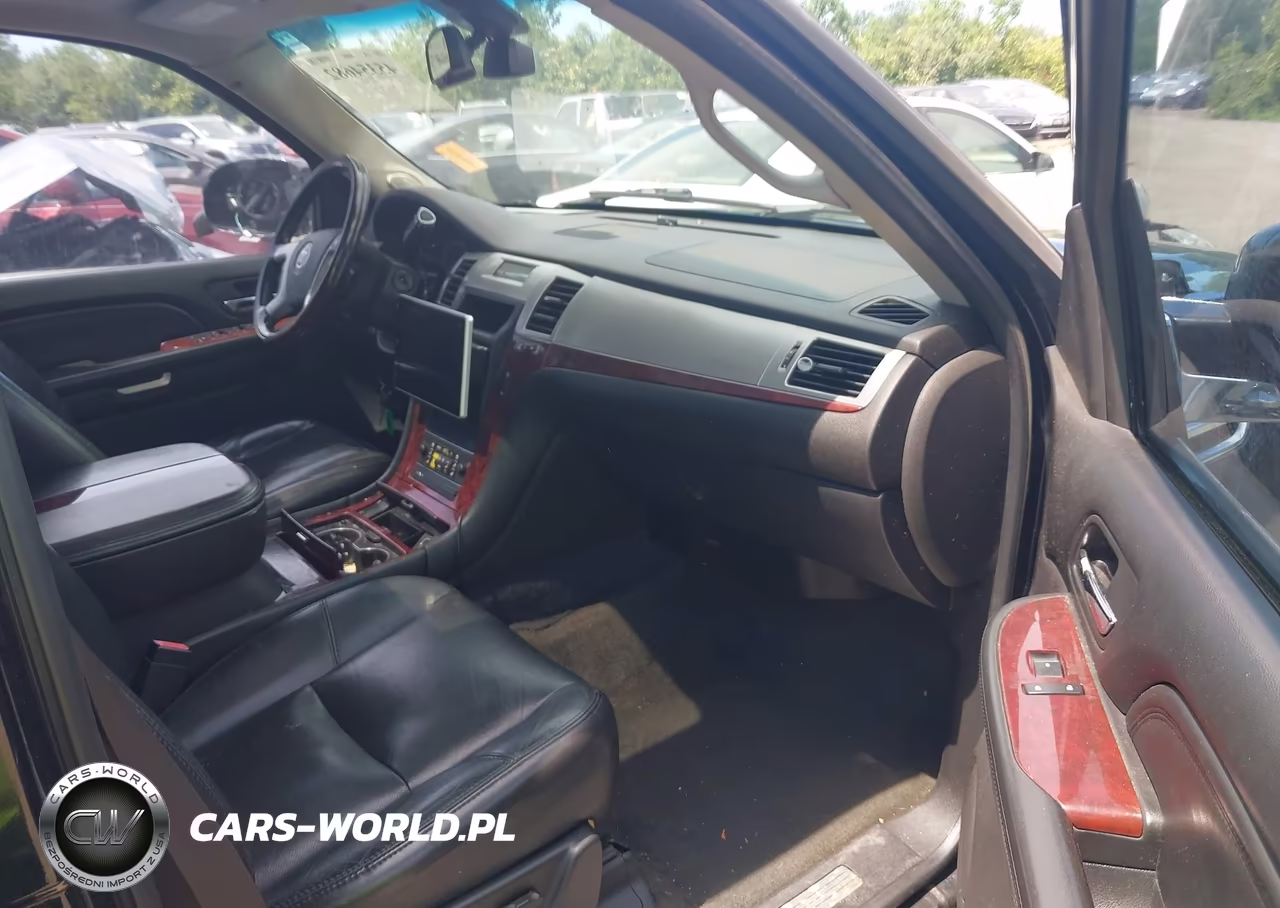 2007 Cadillac Escalade Standard VIN:1GYFK63867R247192 - 5