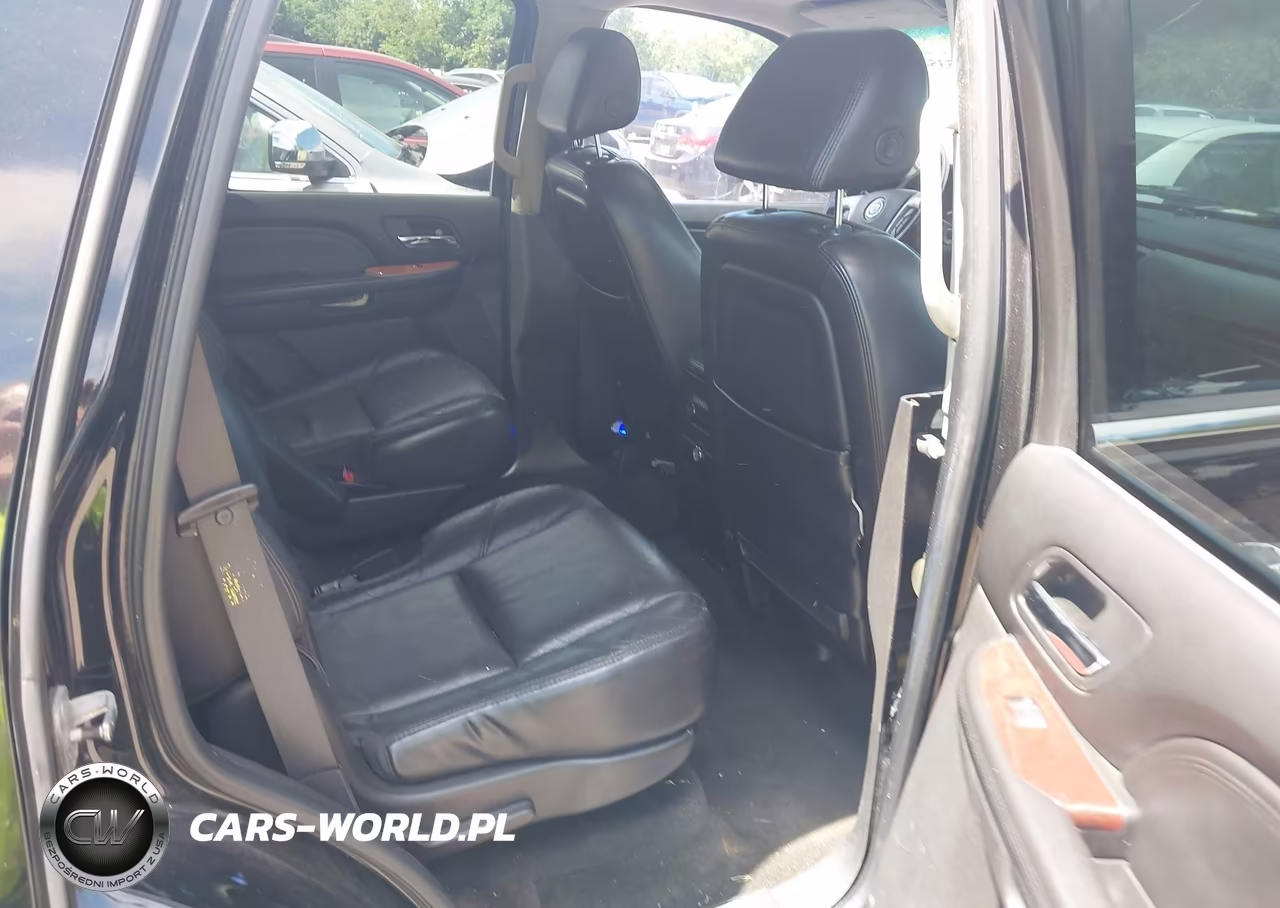 2007 Cadillac Escalade Standard VIN:1GYFK63867R247192 - 8