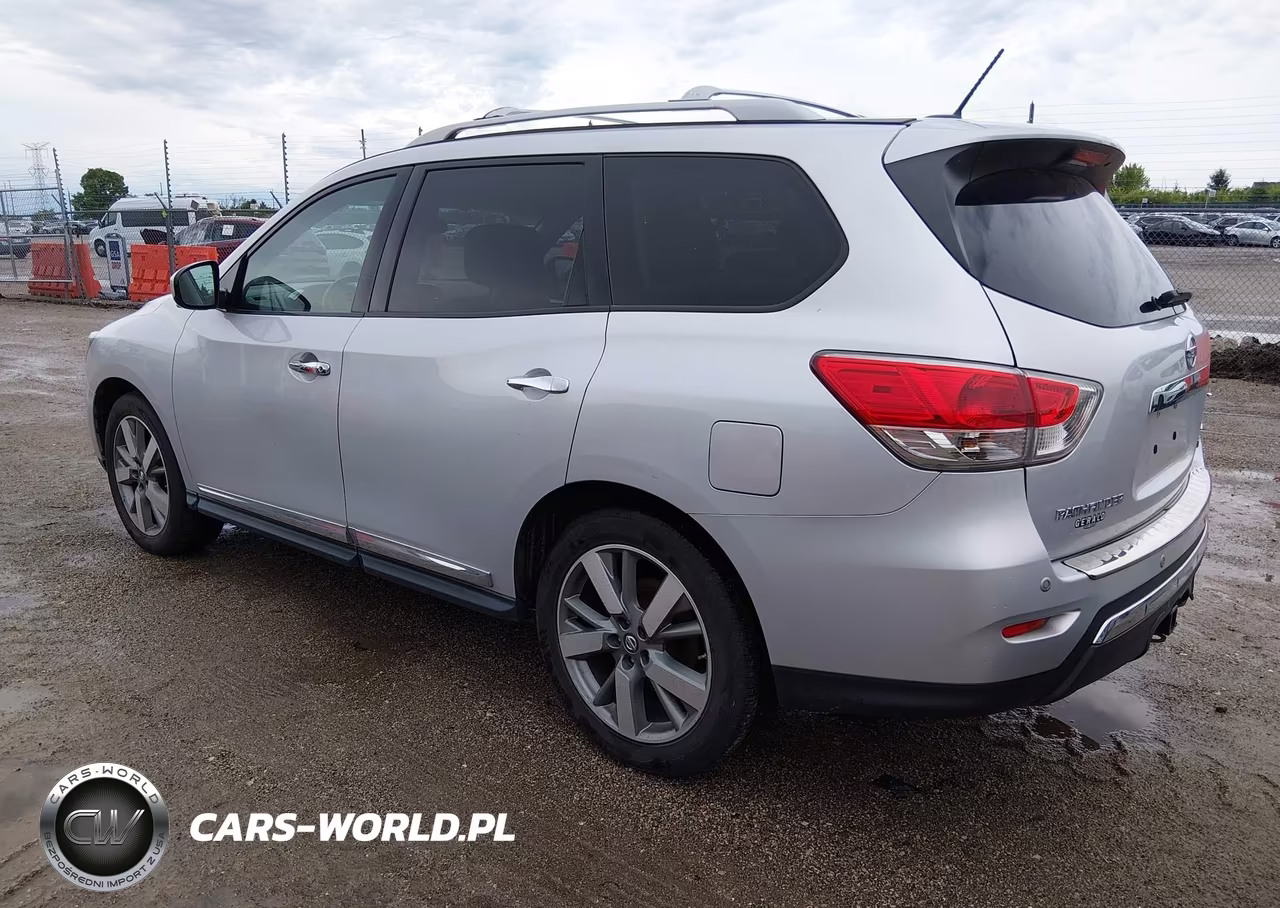 2014 Nissan Pathfinder Platinum VIN:5N1AR2MM4EC610214 - 3