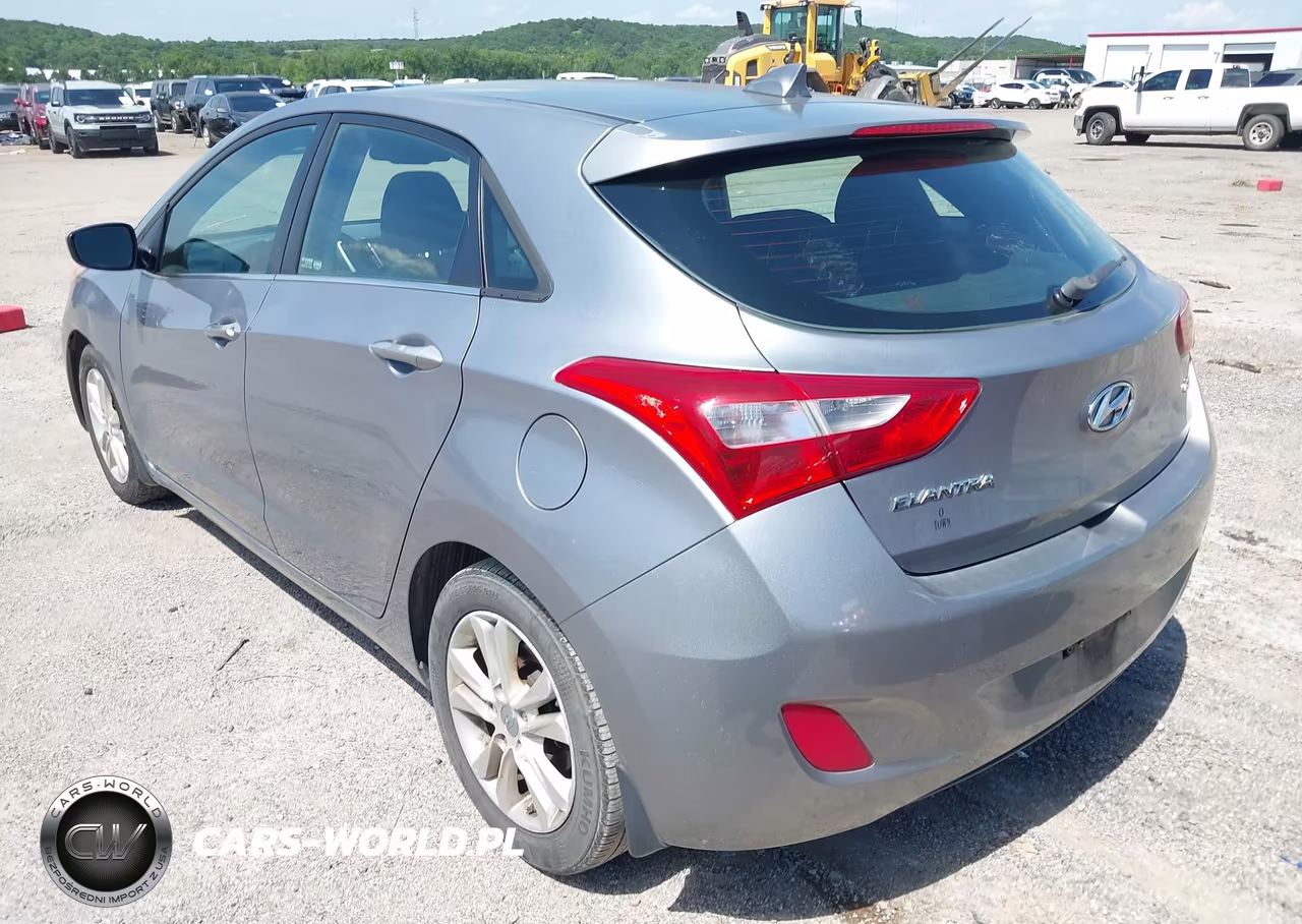 2013 Hyundai Elantra Gt VIN:KMHD35LE8DU031066 - 3