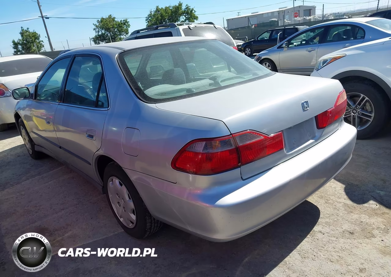 2000 Honda Accord 2.3 Lx VIN:1HGCG5646YA003993 - 3