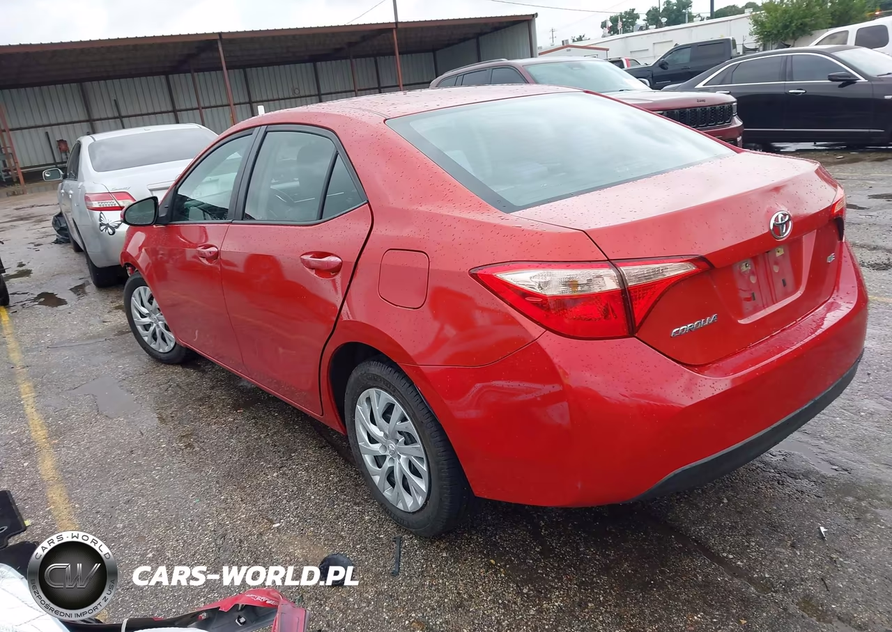 2019 Toyota Corolla Le VIN:5YFBURHEXKP918803 - 3