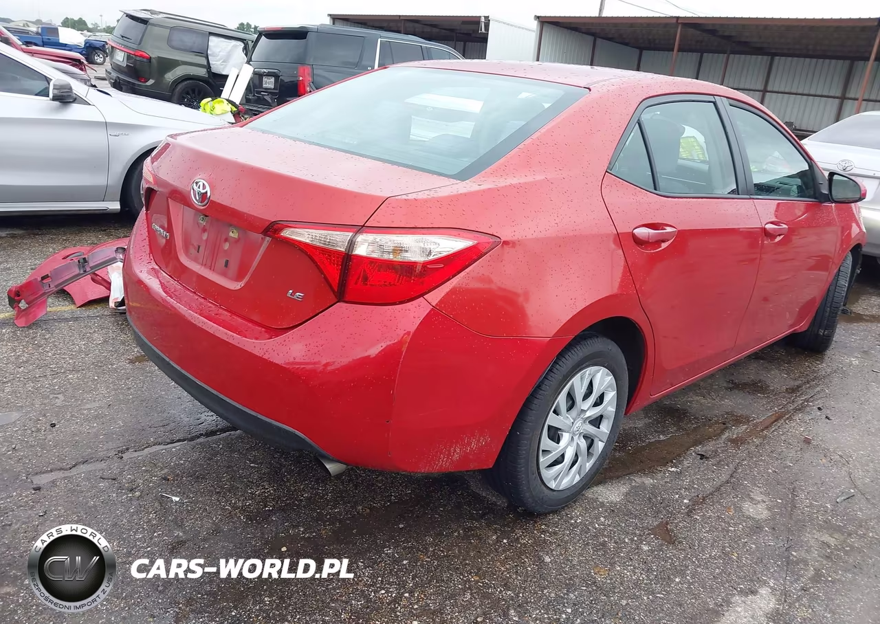 2019 Toyota Corolla Le VIN:5YFBURHEXKP918803 - 4