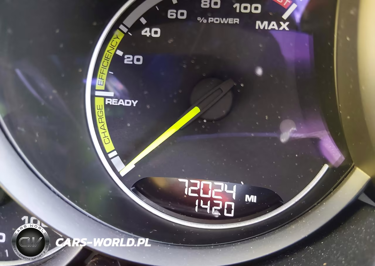 2015 Porsche Cayenne E-Hybrid S VIN:WP1AE2A29FLA52010 - 15