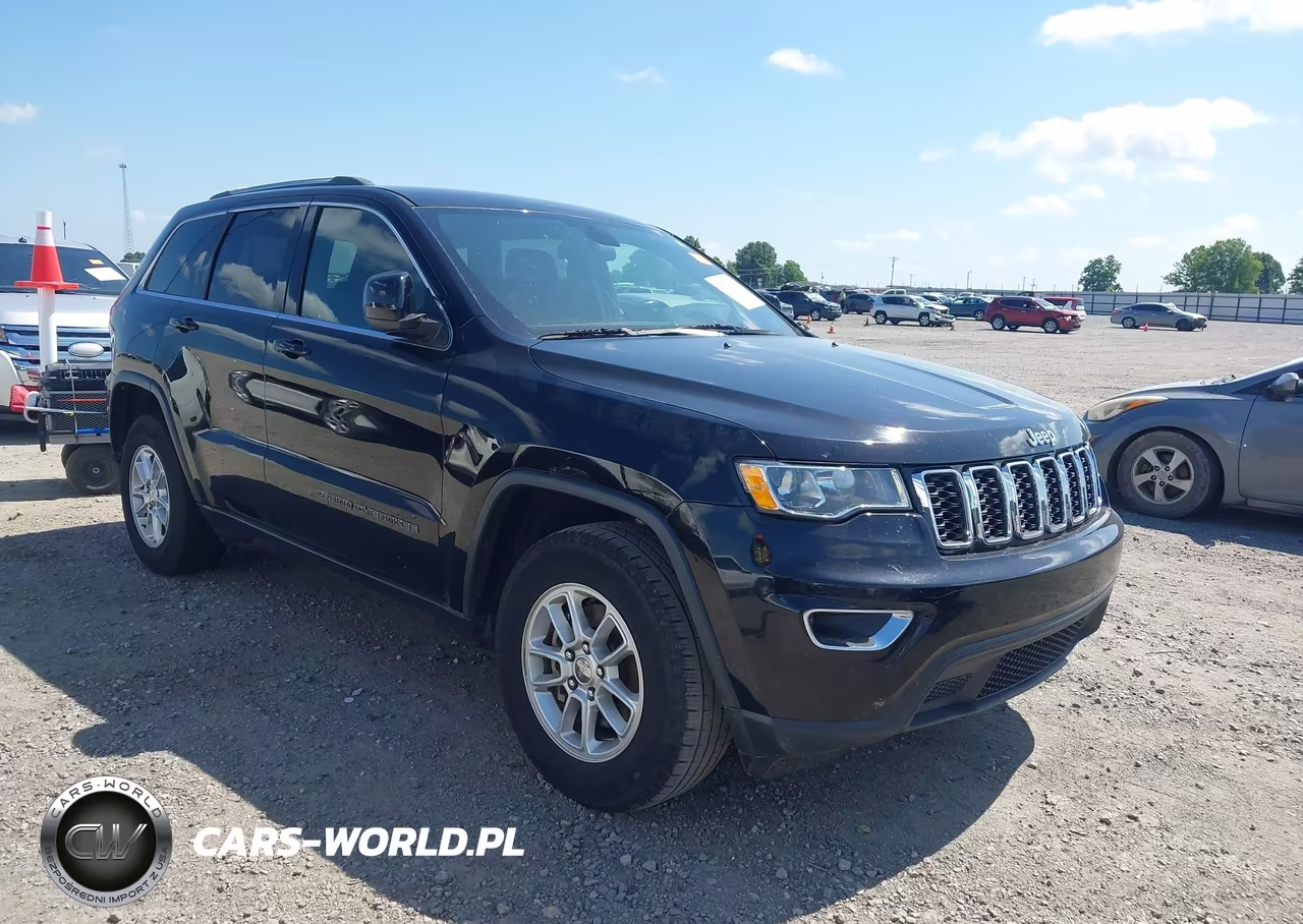 2018 Jeep Grand Cherokee Laredo E 4X2