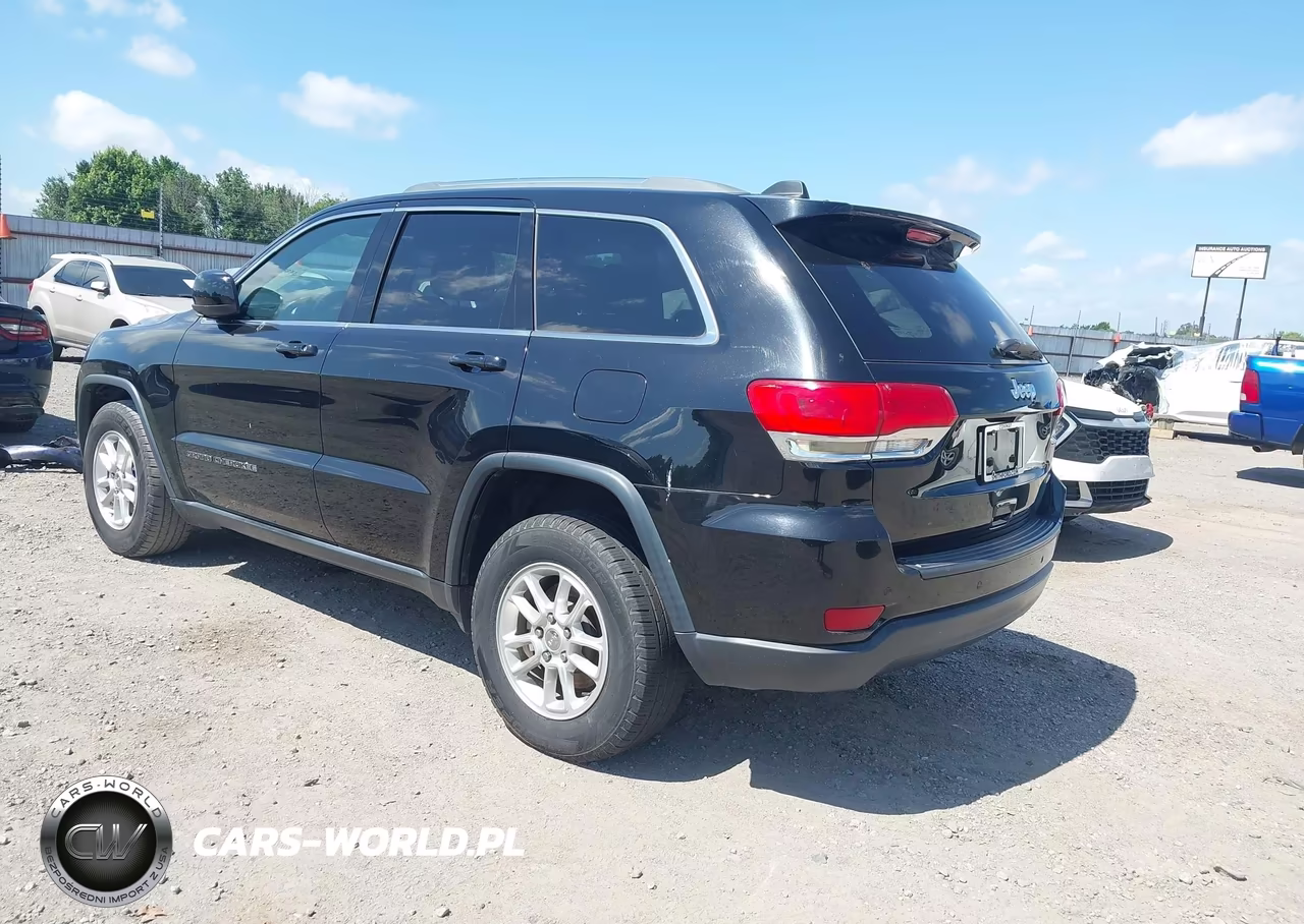 2018 Jeep Grand Cherokee Laredo E 4X2 VIN:1C4RJEAG5JC438459 - 3