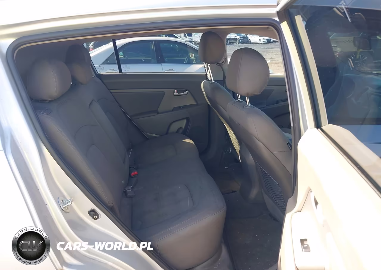 2013 Kia Sportage Lx VIN:KNDPBCA26D7388245 - 8