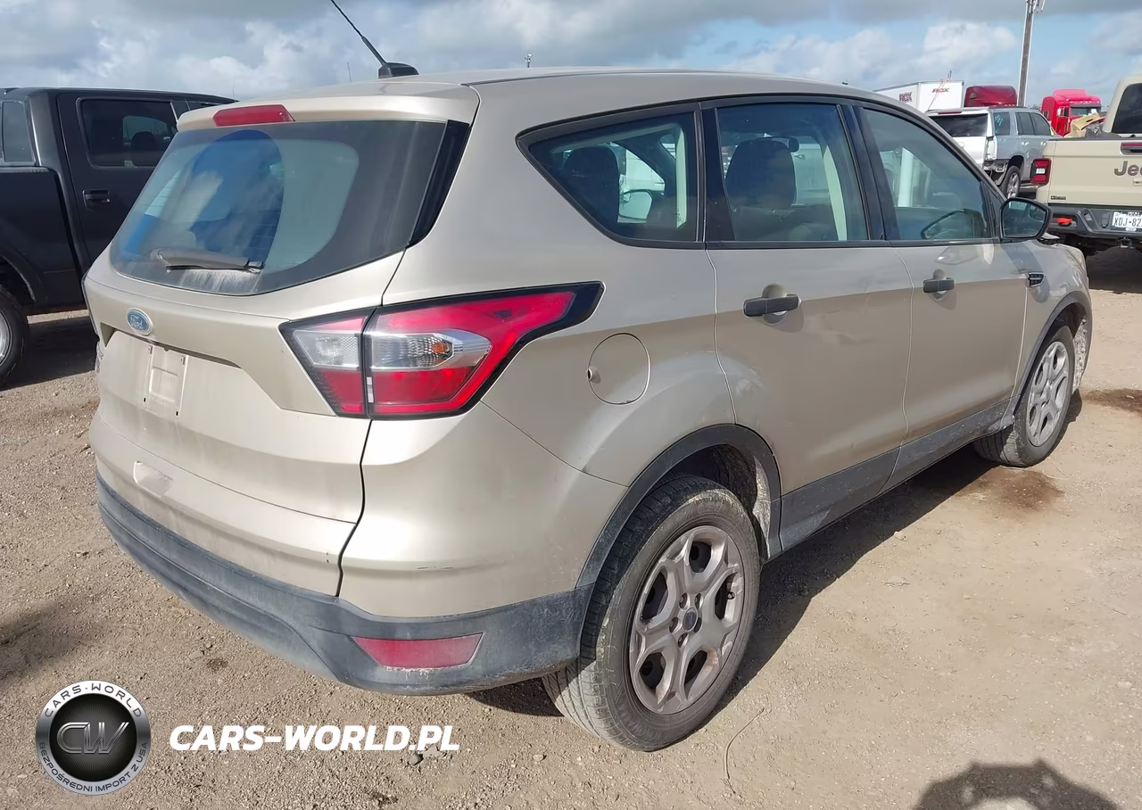 2017 Ford Escape S VIN:1FMCU0F71HUE93970 - 4
