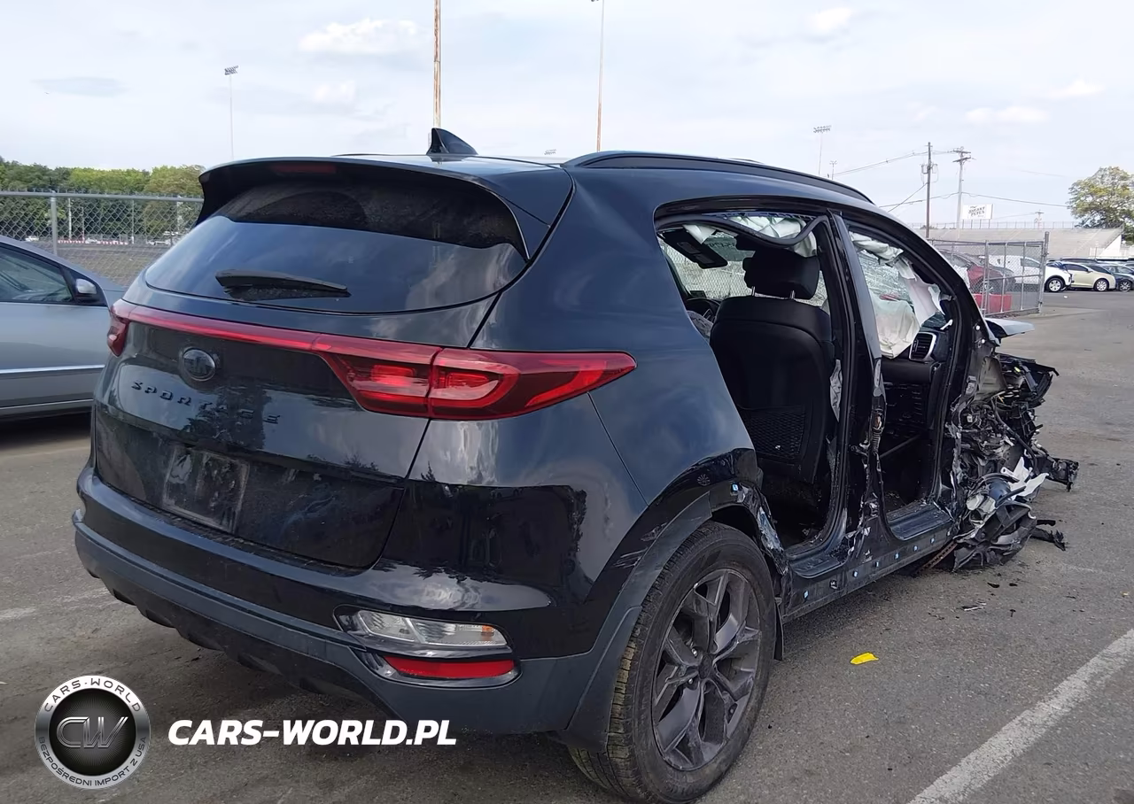 2022 Kia Sportage Nightfall Edition VIN:KNDP63AC5N7975874 - 4