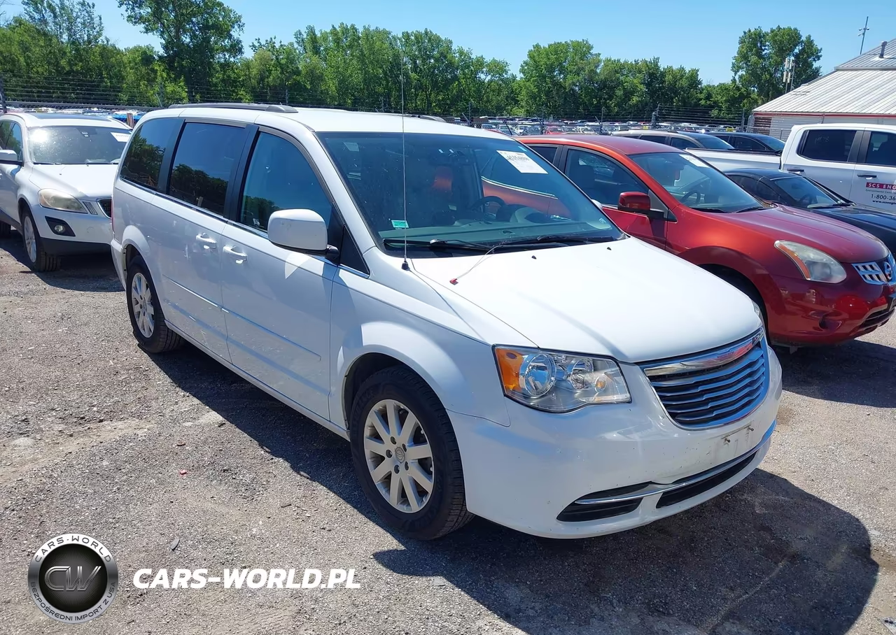 2015 Chrysler Town & Country Lx – zdjęcie 1 z 12