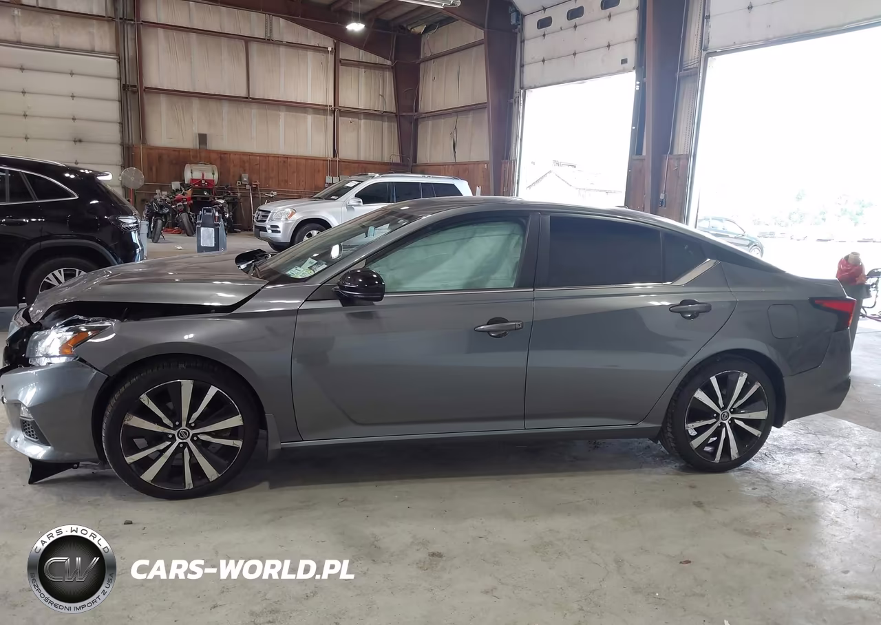 2021 Nissan Altima VIN:0000000000NY75958 - 14