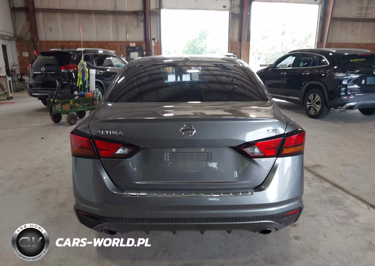 2021 Nissan Altima VIN:0000000000NY75958 - 16