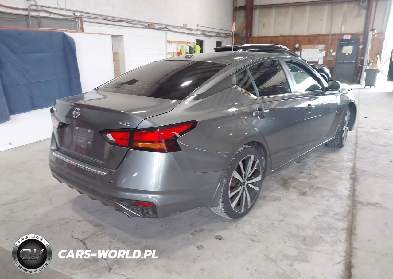 2021 Nissan Altima VIN:0000000000NY75958 - 4