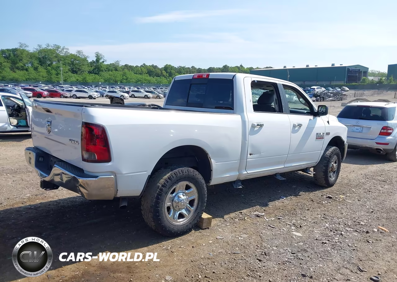 2015 Ram 2500 Slt VIN:3C6TR5DT4FG610628 - 4