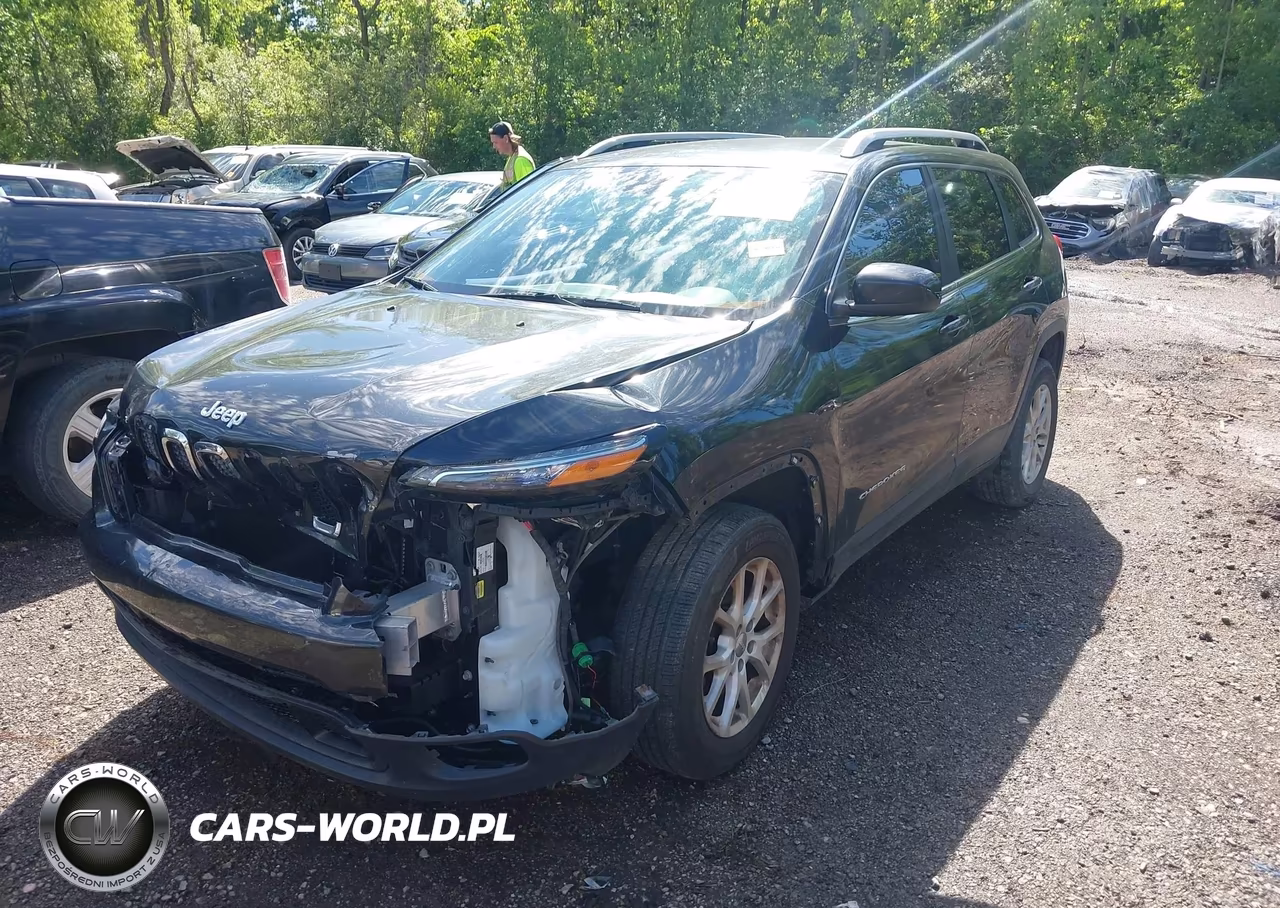 2016 Jeep Cherokee Latitude VIN:1C4PJMCB5GW267707 - 2