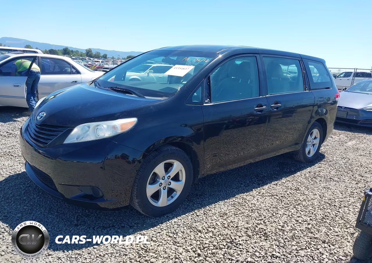 2013 Toyota Sienna L V6 7 Passenger VIN:5TDZK3DC4DS371303 - 2