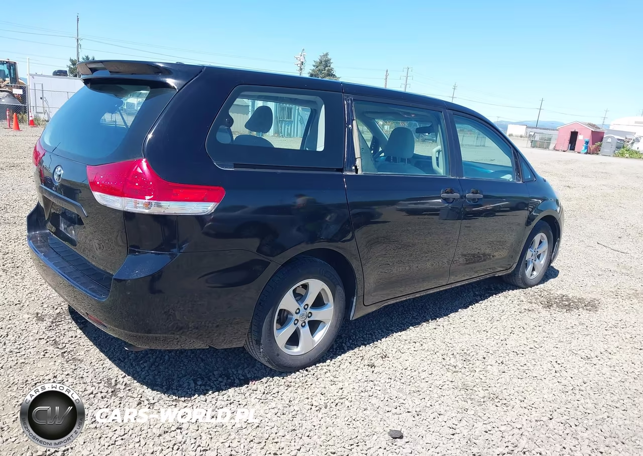 2013 Toyota Sienna L V6 7 Passenger VIN:5TDZK3DC4DS371303 - 4