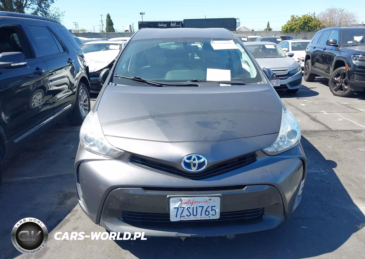 2017 Toyota Prius V Four VIN:JTDZN3EU2HJ060776 - 13