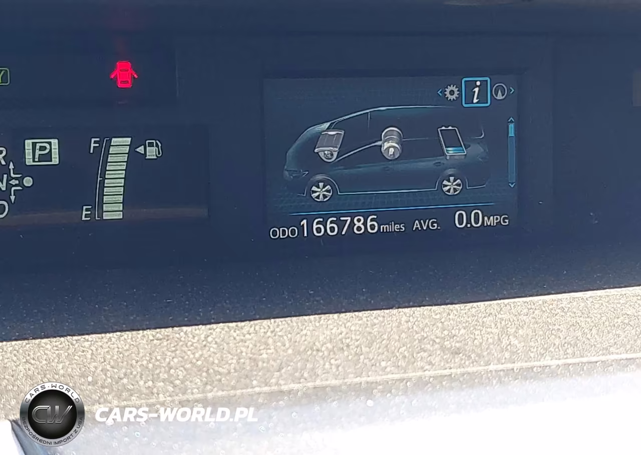 2017 Toyota Prius V Four VIN:JTDZN3EU2HJ060776 - 16