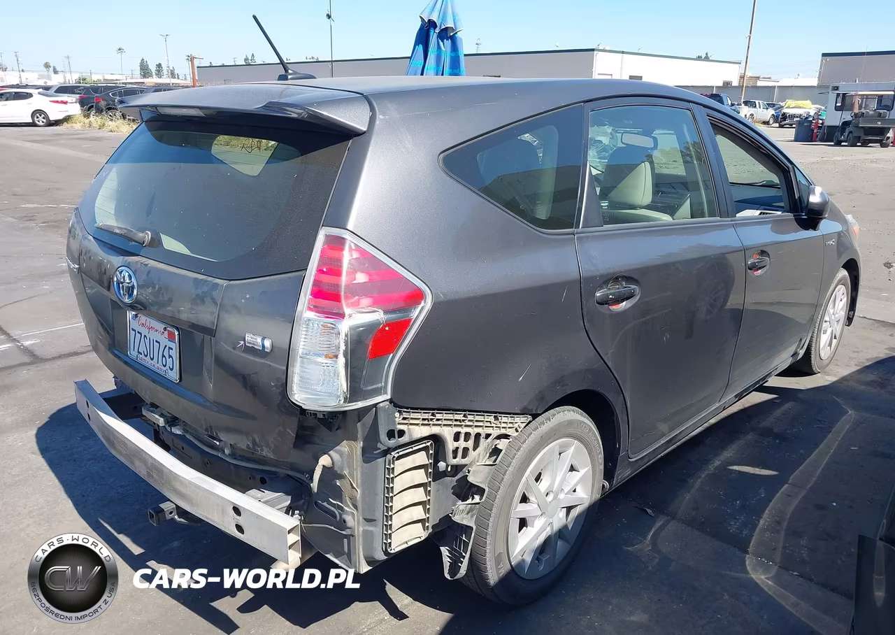 2017 Toyota Prius V Four VIN:JTDZN3EU2HJ060776 - 4