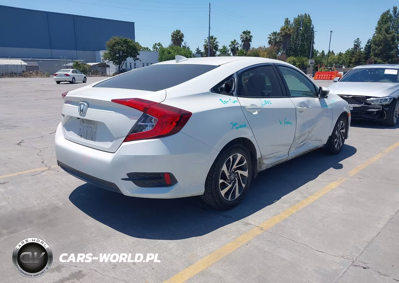 2018 Honda Civic Ex VIN:19XFC2F75JE207848 - 4