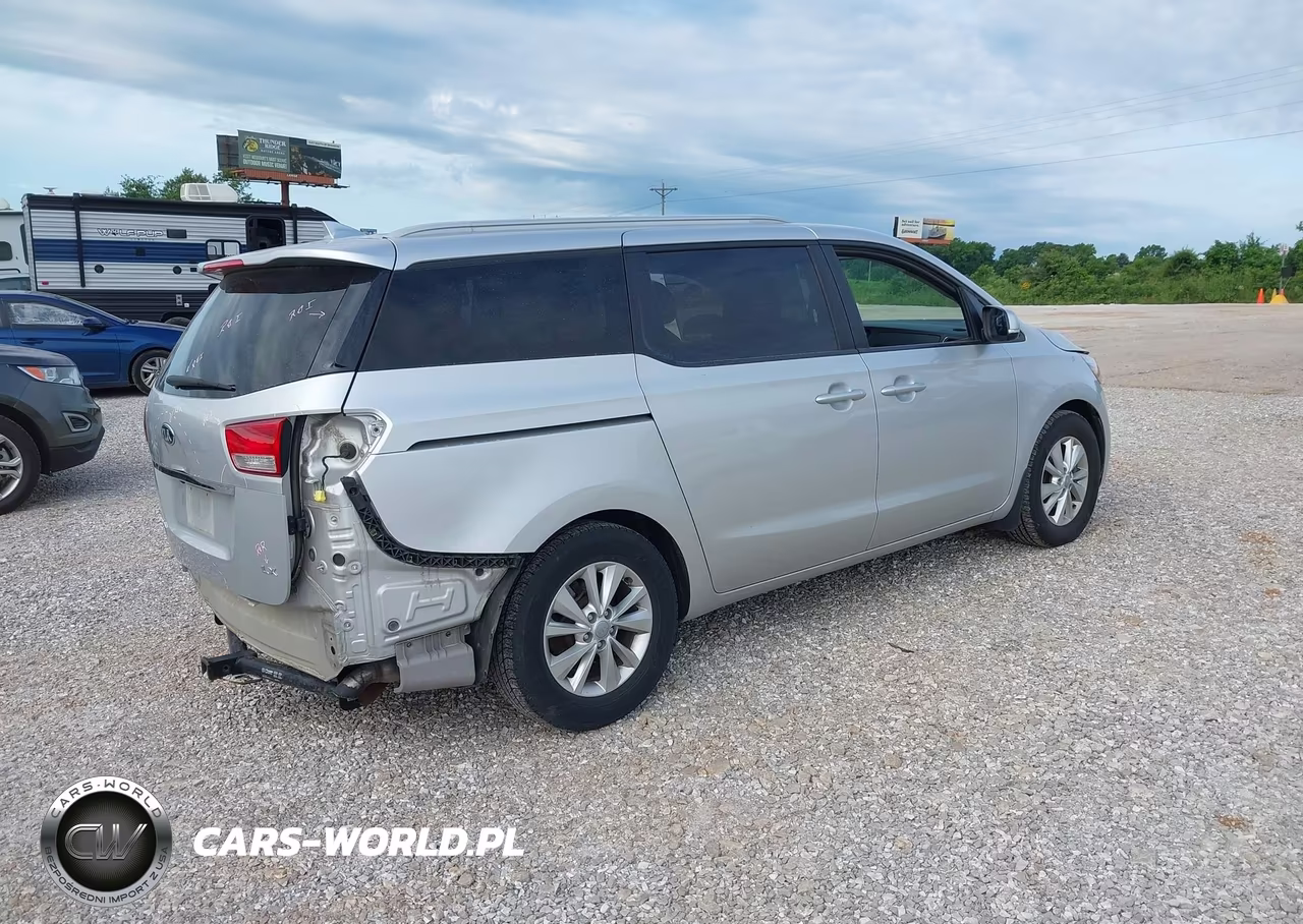 2015 Kia Sedona Lx VIN:KNDMB5C12F6041457 - 4