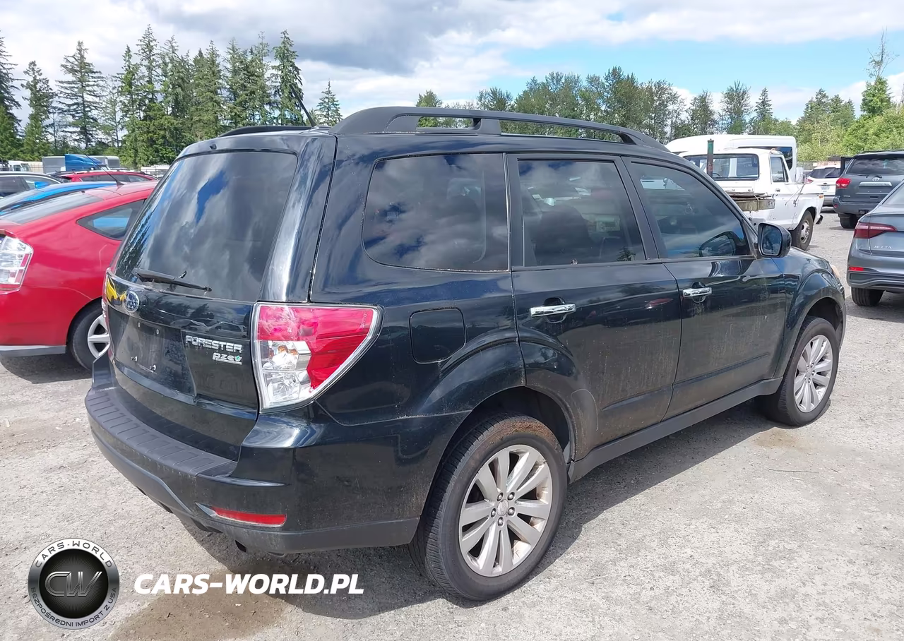 2012 Subaru Forester 2.5X Premium VIN:JF2SHADC1CH436360 - 4