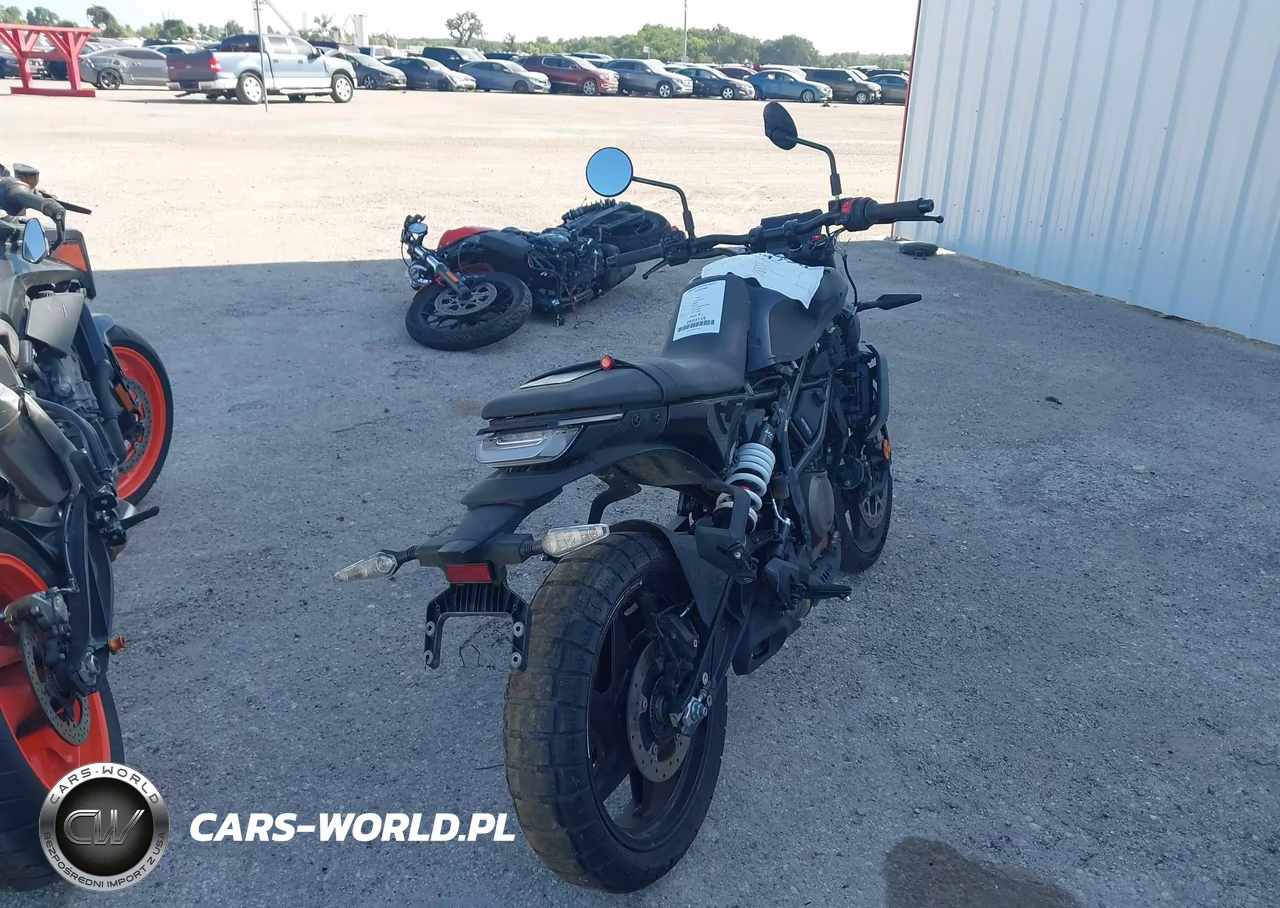 2024 Husqvarna Vitpilen 401-Svartpilen 401 VIN:MD2JUJ405RN208300 - 4