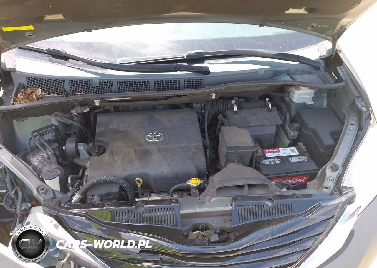 2013 Toyota Sienna Xle V6 8 Passenger VIN:5TDYK3DC5DS302213 - 10