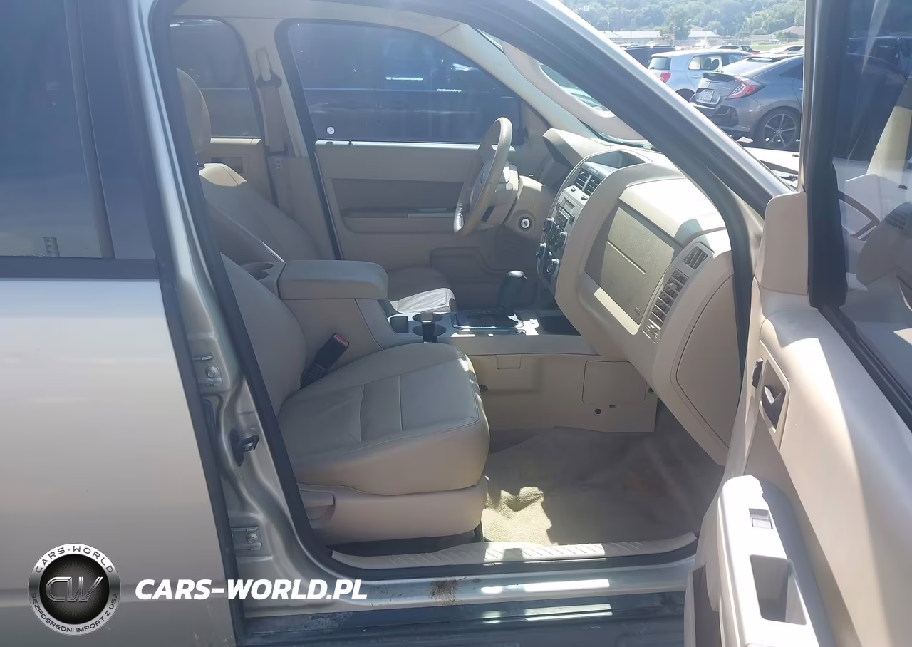 2011 Ford Escape Xlt VIN:1FMCU0DG5BKC37661 - 5