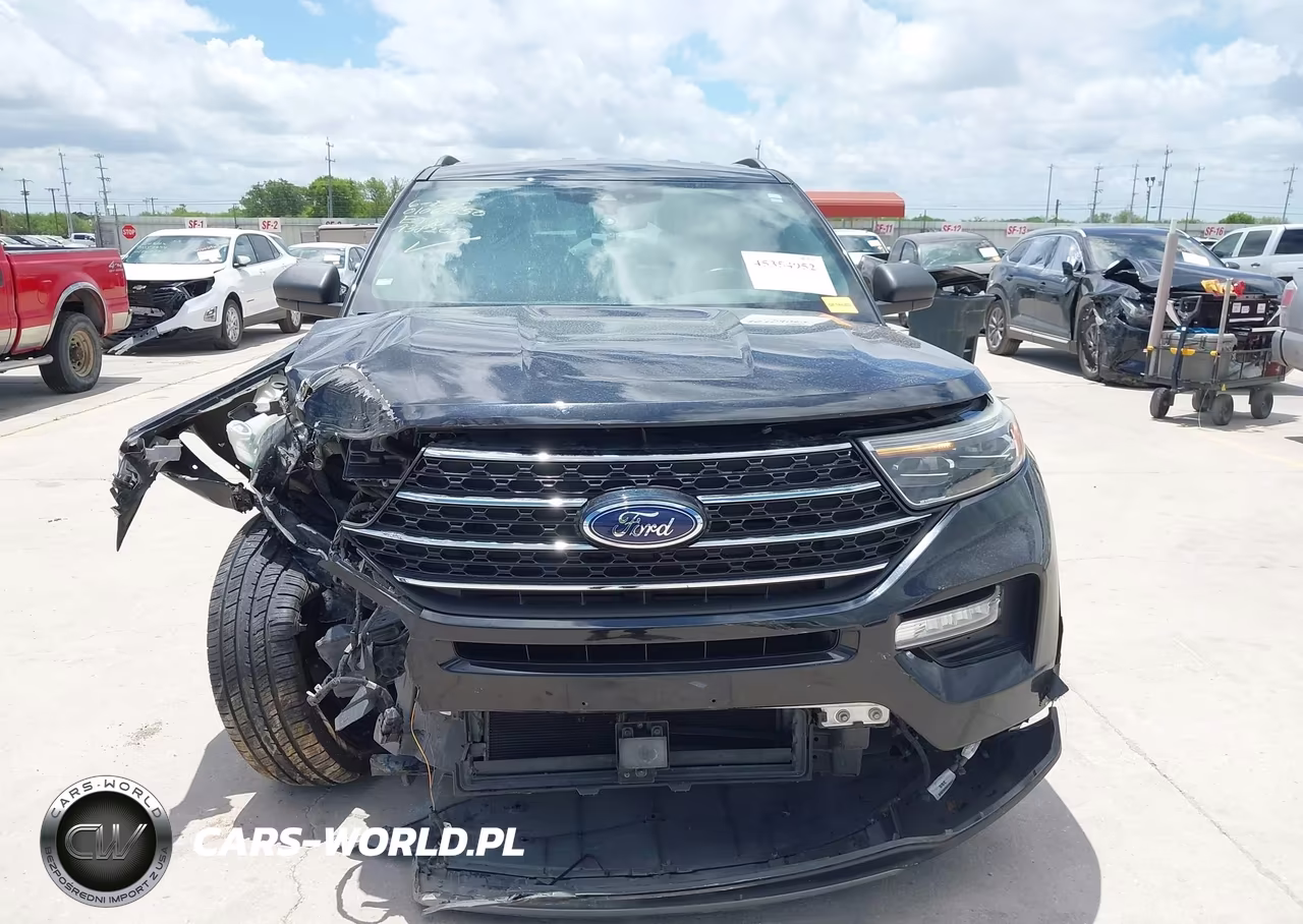 2020 Ford Explorer Xlt VIN:1FMSK7DHXLGA38208 - 12