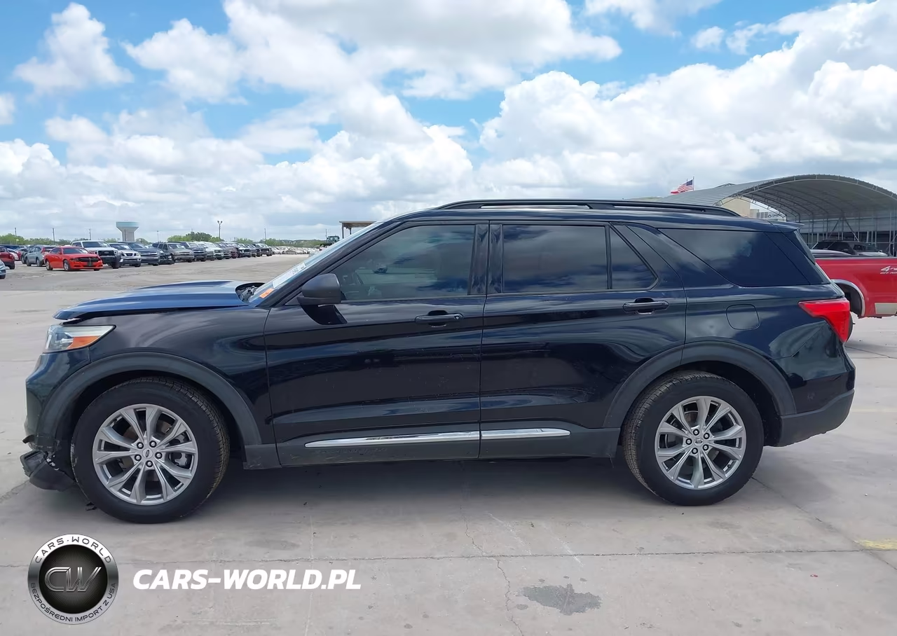 2020 Ford Explorer Xlt VIN:1FMSK7DHXLGA38208 - 14