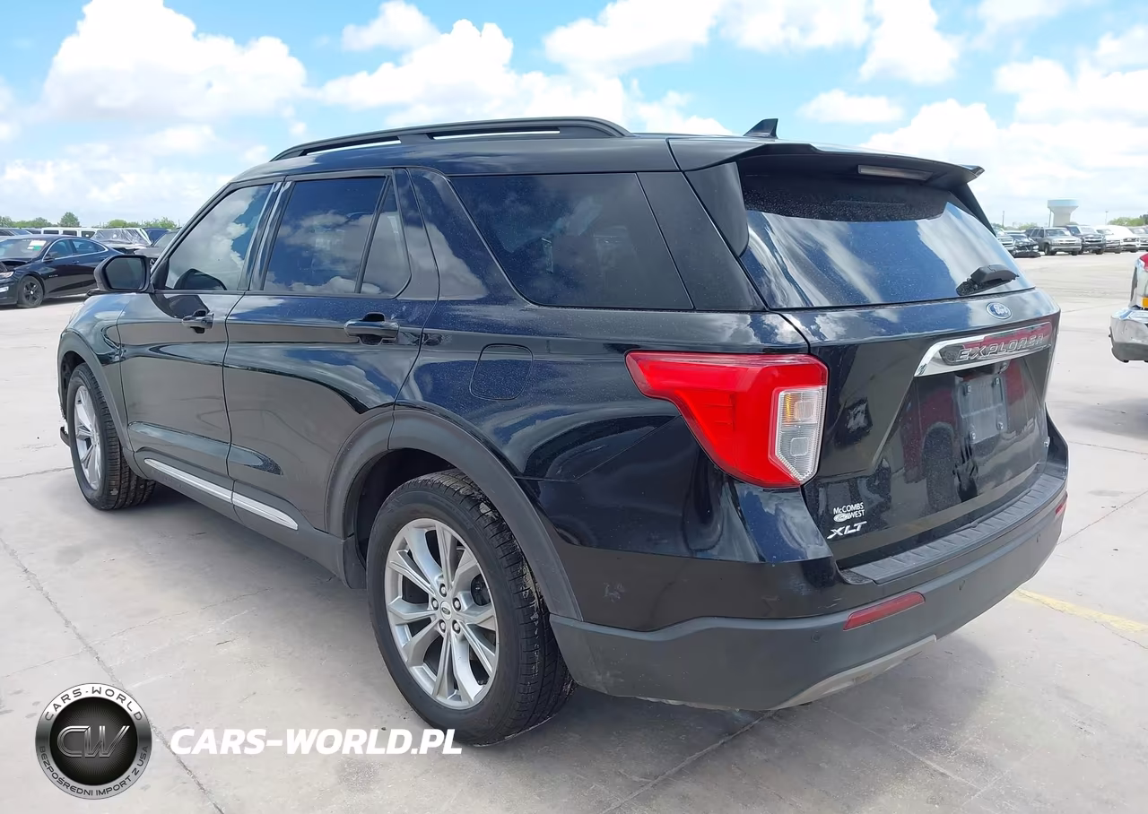 2020 Ford Explorer Xlt VIN:1FMSK7DHXLGA38208 - 3