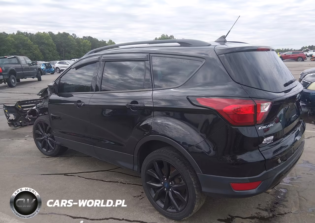 2019 Ford Escape Se VIN:1FMCU0GD1KUC06137 - 3