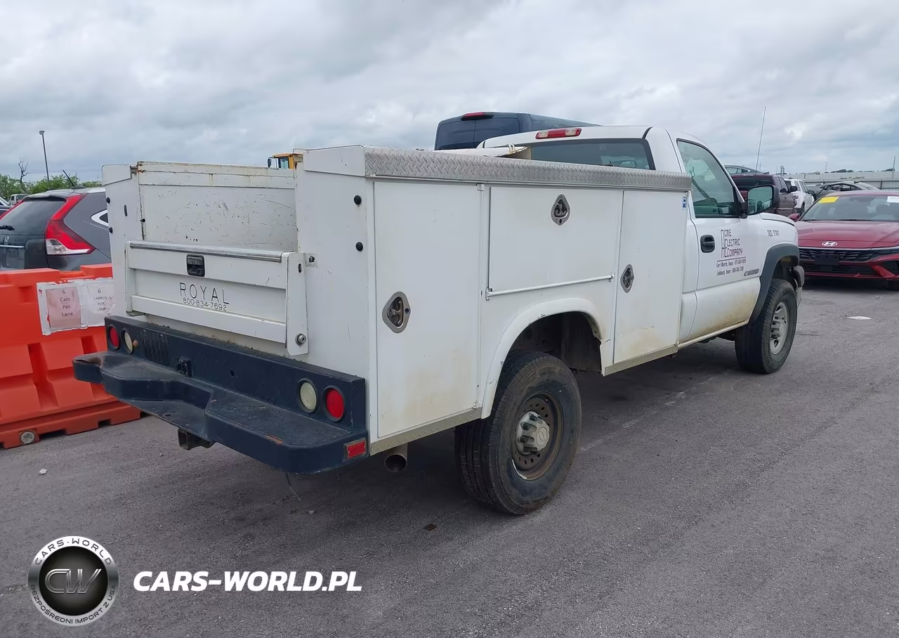 2006 Chevrolet Silverado 2500Hd Work Truck VIN:1GCHC24U56E267603 - 4