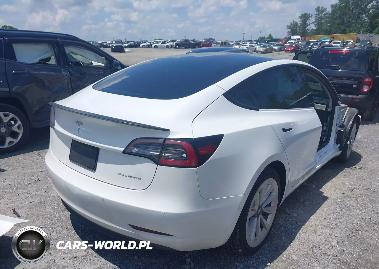 2022 Tesla Model 3 Long Range Dual Motor All-Wheel Drive VIN:5YJ3E1EB1NF241556 - 4