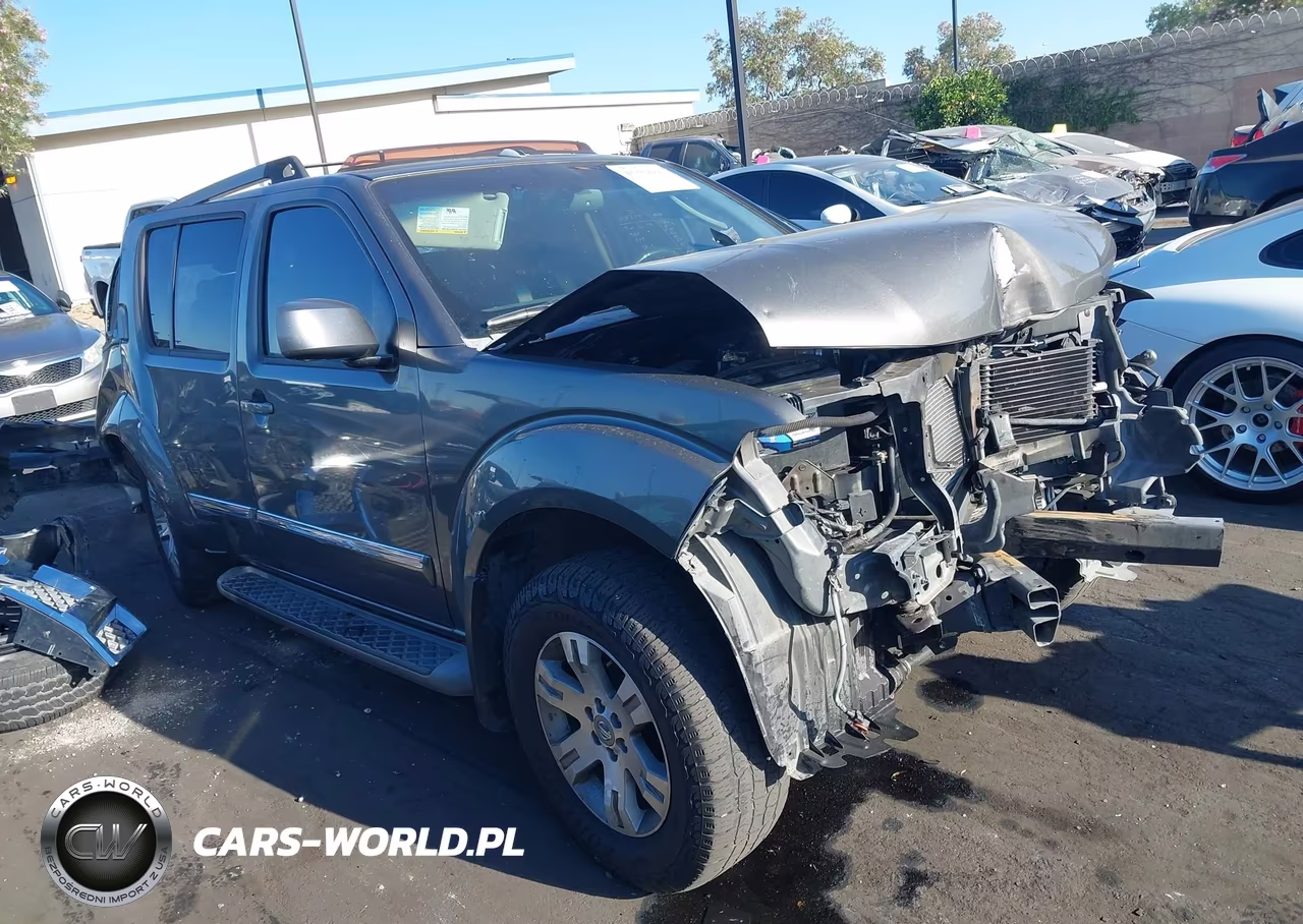 2008 Nissan Pathfinder Le