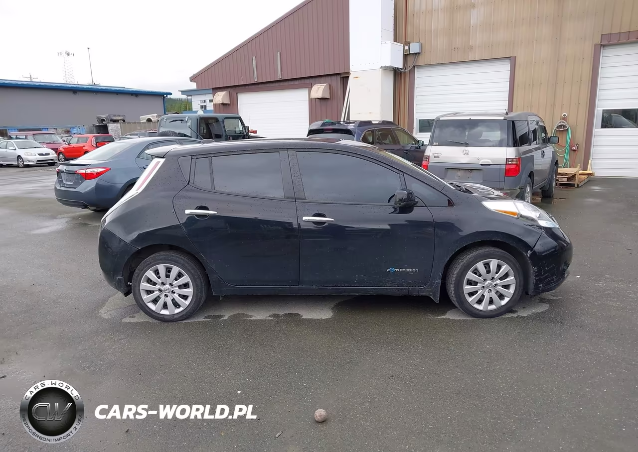 2015 Nissan Leaf S VIN:1N4AZ0CPXFC311032 - 13