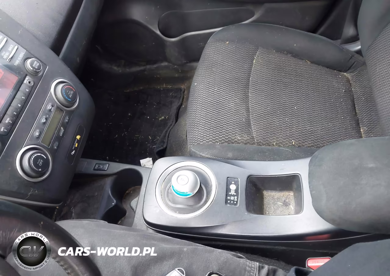 2015 Nissan Leaf S VIN:1N4AZ0CPXFC311032 - 18