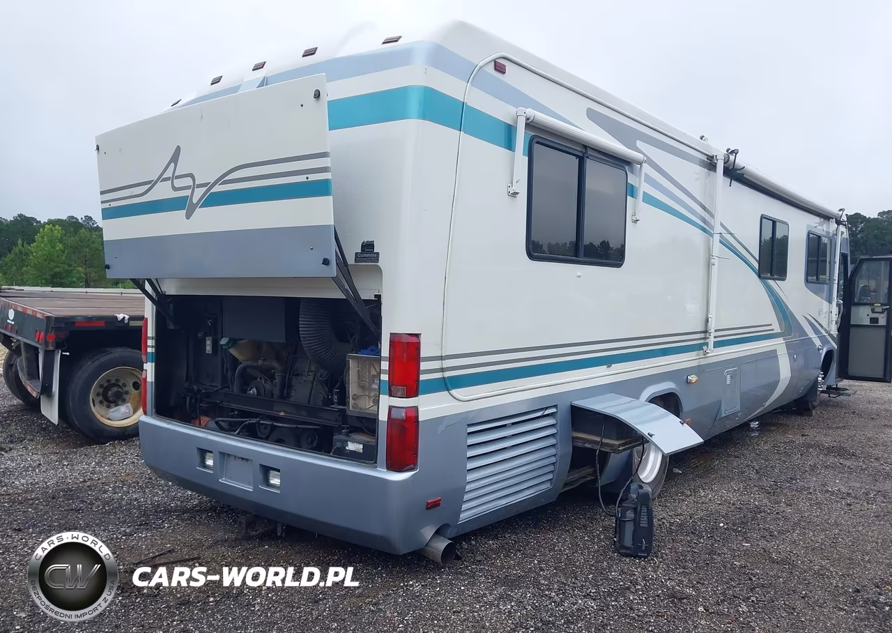 1998 Roadmaster Rail Executive Signature VIN:1RF120617W1013855 - 4