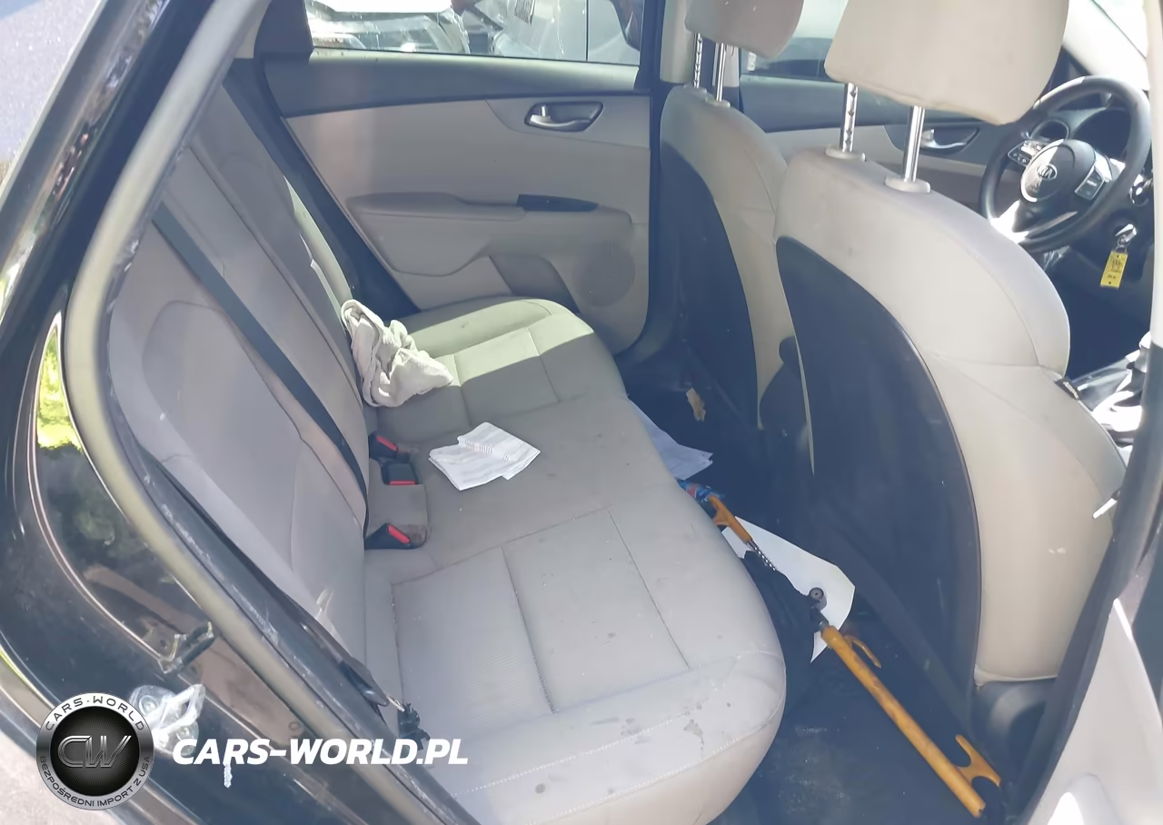 2020 Kia Forte Lxs VIN:3KPF24AD8LE208782 - 8